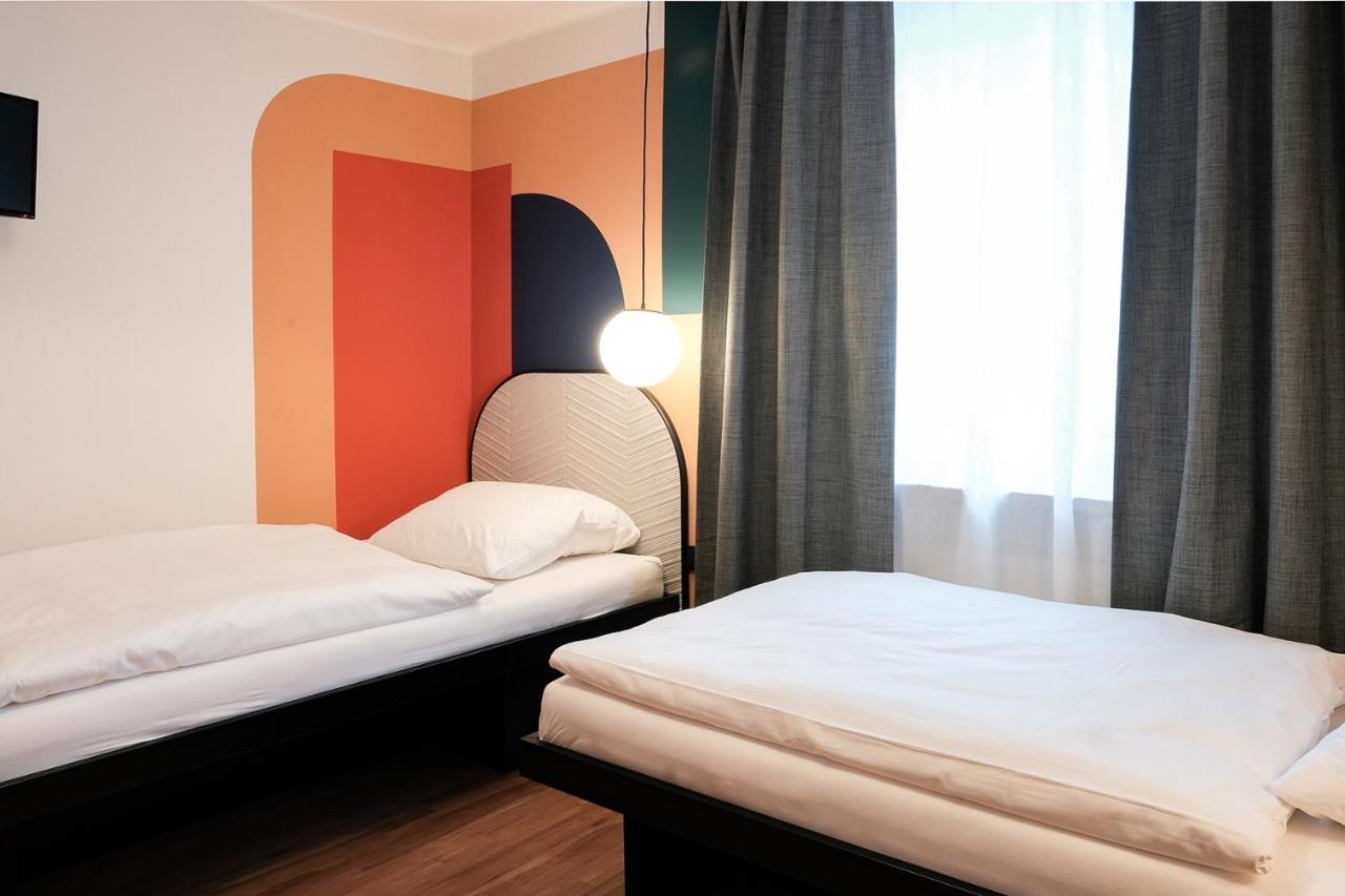 Hotel The Dot | 24/7 Checkin Monachium